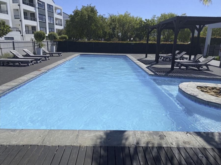 1 Bedroom Property for Sale in Sandown Western Cape